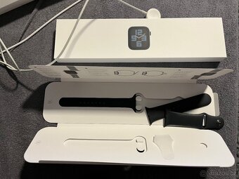 Apple Watch SE 2. generace 40mm Midnight (GPS) – kompletní b - 7