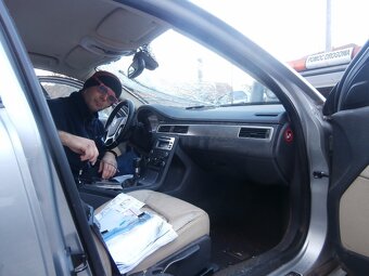 Volvo V70,r.v.2010,2.0D - 7