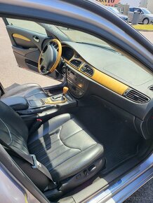 Jaguar S-Type 3.0 V6 Executive - Luxusní sedan na prodej - 7