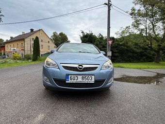 Opel Astra J 1.6 - 7