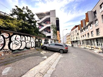 Pronájem garáže, 16 m2, ul. Kopečná, Staré Brno - 7