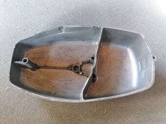 Kryt motora zapaľovania na CZ 175/ 487, 477, 125/ 476 - 7