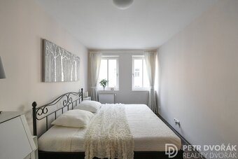Pronájem bytu 3+kk 68 m² ulice Záhřebská, Praha 2 - část obc - 7