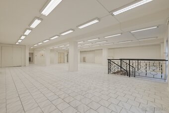 Pronájem obchod, Nový Jičín, Masarykovo náměstí - 7