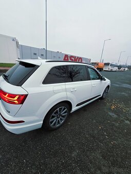 Audi Q7 - 7