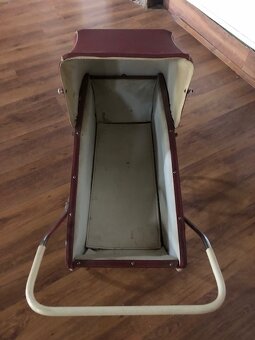 Retro kočárek pro panenky - 7