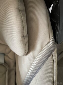 Autosedačka se základnou - 7