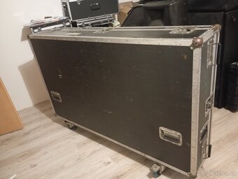 Prodám, Crest Audio X Eight 32 kanálu - 7