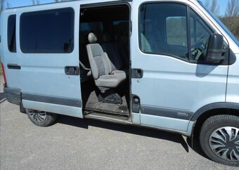 Opel Movano 2,5 84 kW 9 Míst nafta manuál 84 kw - 7