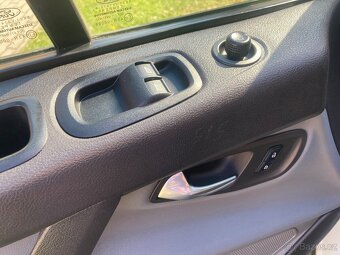 Ford Tranzit Custom 2.0 Tdci 9 míst - 7