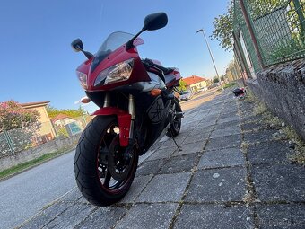 Yamaha R1 2002 - 7
