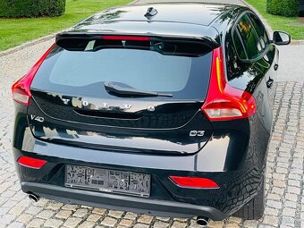 Volvo V40 2.0 D3 5VÁLEC 110KW MANUÁL LED SENZORY BEZ KOROZE - 7