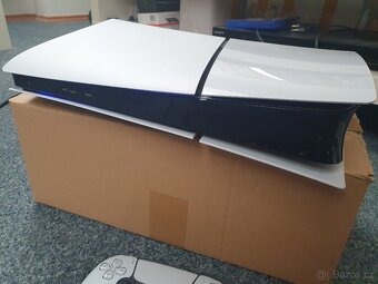 PlayStation 5 slim Digital Edition 1TB v záruce do 12/2025 - 7