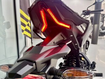 VOGE 125R - 7
