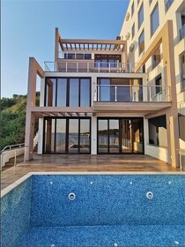 Vila 1. řada u moře Černá Hora - 7