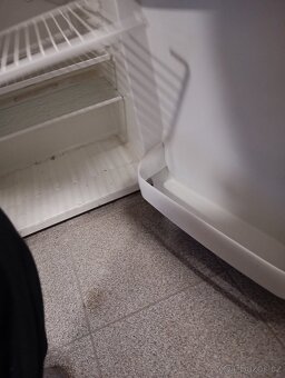 Lednička Zanussi - 7