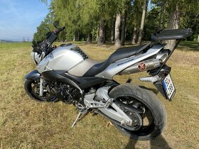 Suzuki GSR 600 vcetne kufru Shad na 2 prilby - 7