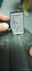 Dvě letní pneu Nokian R17 225 45 - 7