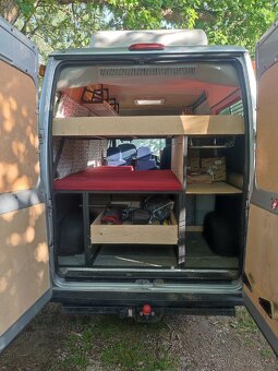 Obytná dodávka Peugeot Boxer 2.8hdi - 7