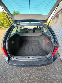 Prodám Škoda Octavia 1.9 Tdi Family Edition - 7