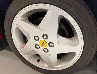 Ferrari 348 TB – klasika, která chytne za srdce - 7