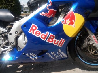 Honda CBR600F 4 - 7