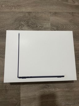 MacBook Air 13” M4 – Temně inkoustový | NOVÝ STAV - 7