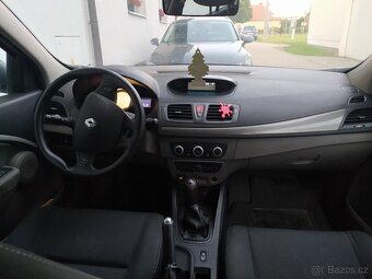 Renault Megane kombi LPG benzín-plyn 2012 - 7