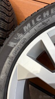 ALU KOLA Škoda R17 5X112 ZIMNÍ PNEU 225/50 R17 - 7