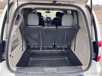 Lancia Voyager 3,6 DVD Gold RT Nový model 2012 - 7