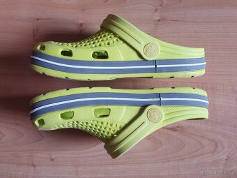 žluté pantofle 34/35 coqui boty - 7