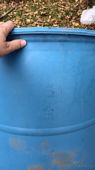 2x plastový sud 200 litrů - 7