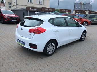 Kia Ceed HB 1.4CRDi 66kW ČR 1MAJITEL SERVISKA - 7