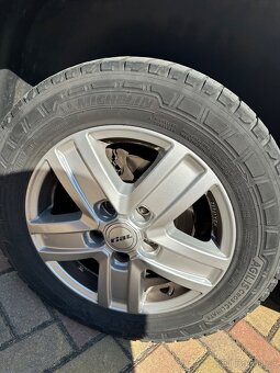 Alu 5x120 VW Transporter T5 R16 zimni pneu - 7