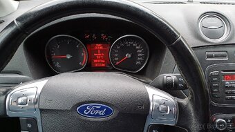 Ford Mondeo 2012 - 7