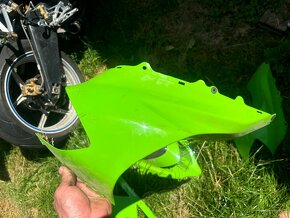 Rozprodam Kawasaki Zx10R Ninja 04-05 na nahradni dily - 7