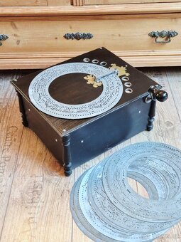 Starožitný hrací stroj, flašinet Ariosa, 1898, Německo - 7