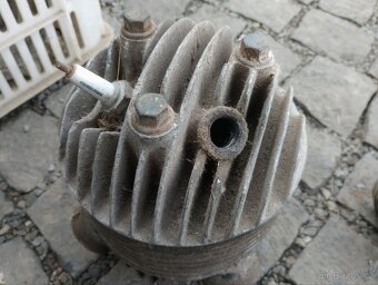 Jawa 250 speciál motor - 7