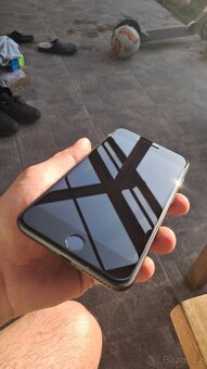 Iphone 8 plus 256GB..baterie 100% inzerát je aktuální - 7