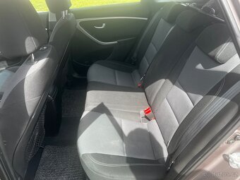 Hyundai i30 1,6 CRDI, 81 kw - 7