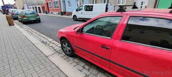 Škoda Octavia 1,6 benzin - 7