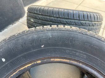 Letní pneumatiky, cca 6-7mm Nokian 195/65 R15 91T - 7