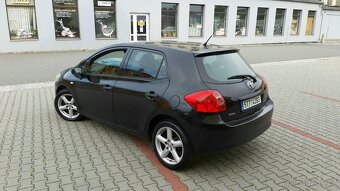 Prodám Toyota Auris - 7