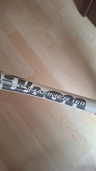 Prodám squashovou raketu Wilson hammer 160 s obalem - 7