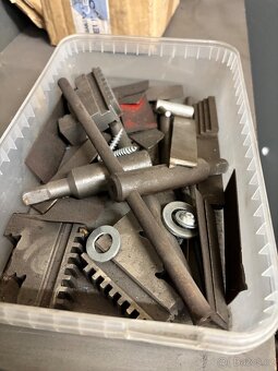 Soustruh hrotový SV 18 RA - 1250 - 7