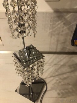 Krásná křišťálová stolní lampa a závěsná lampička - 7