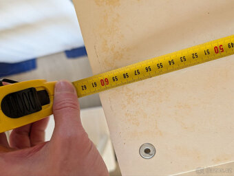 Nástěnná prosklená vitrína – bílá - 7