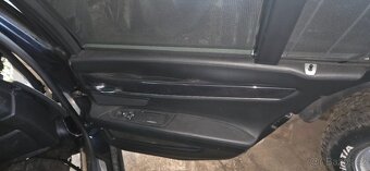 Bmw 7 f01 sedačky interiér - 7