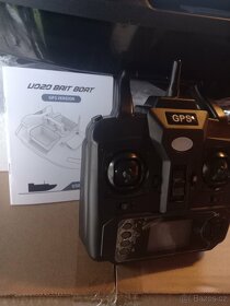 Zavážecí lod´ V020 , GPS, loďka na ryby - 7