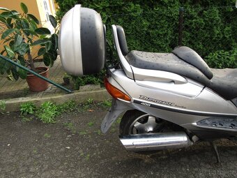 Suzuki AN 400 Burgman - 7